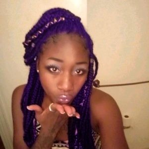 Meet your Posher, Tania